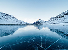 九城游戏中心官网-本周末引擎轰鸣，上海各处F1浓度超标，乐扣豫园偶遇老法师，指导A姐现场摆pose